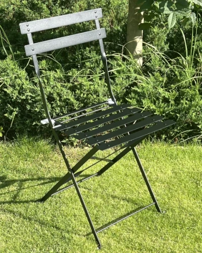 krzeslo-ogrodowe-czarne-simplici-aranzacja