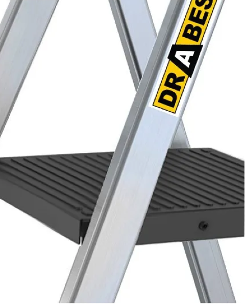 drabina-aluminiowa-jednostronna-6-stopniowa-detal-podest