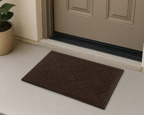wycieraczka do butów Heavy Duty 45 x 75 brązowa aranżacja pod drzwiami