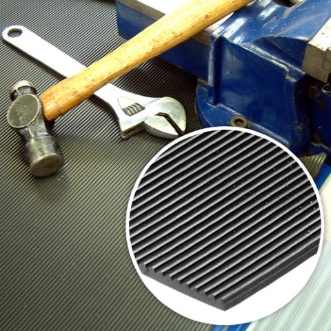 Mata przemysłowa ryflowana Ryfelgum 4mm szer. 120 cm