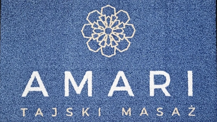 wycieraczka zewnętrzna reklamowa z logo firmy, barierowy system czyszczący o wysokości całkowitej 12 mm