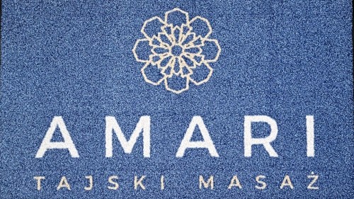 wycieraczka zewnętrzna reklamowa z logo firmy 85x120 cm, szczotkowa mata wejściowa pod drzwi