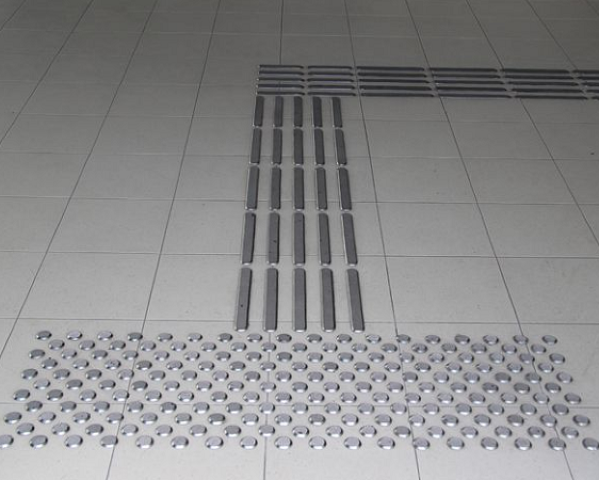 listwa-prowadzaca-zdjecie