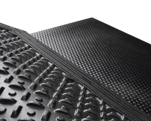 Mata legowiskowa dla krów DB 1.5 120x180 cm - powierzchnia spodnia i górna