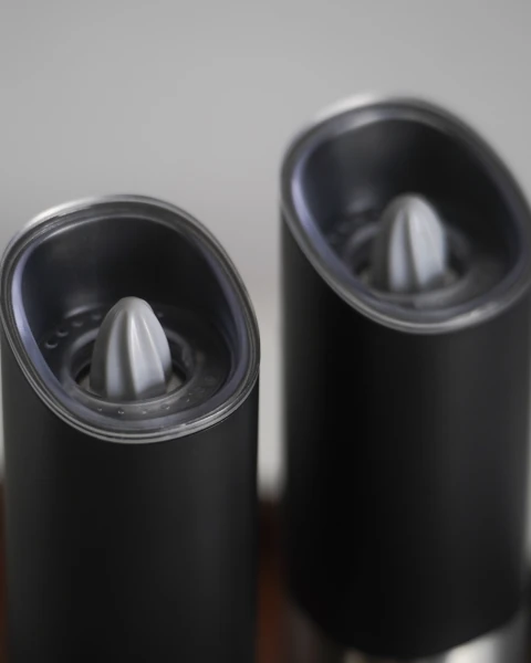 mlynki-do-soli-i-piepzu-huslog-aranzacja-detale