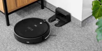 
robot sprzątający ze stacją dokującą
